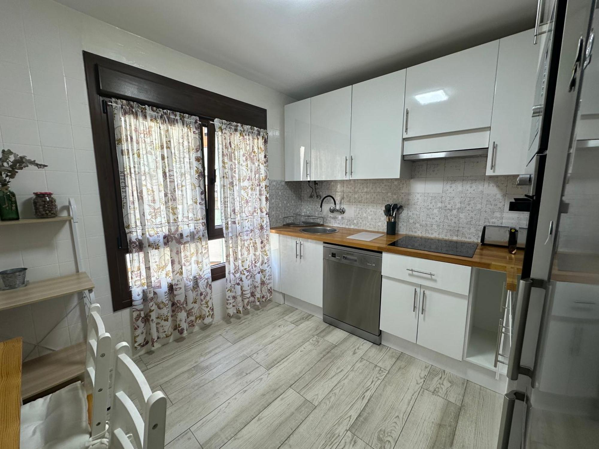 דירות Itos Flats אינפייסטו מראה חיצוני תמונה